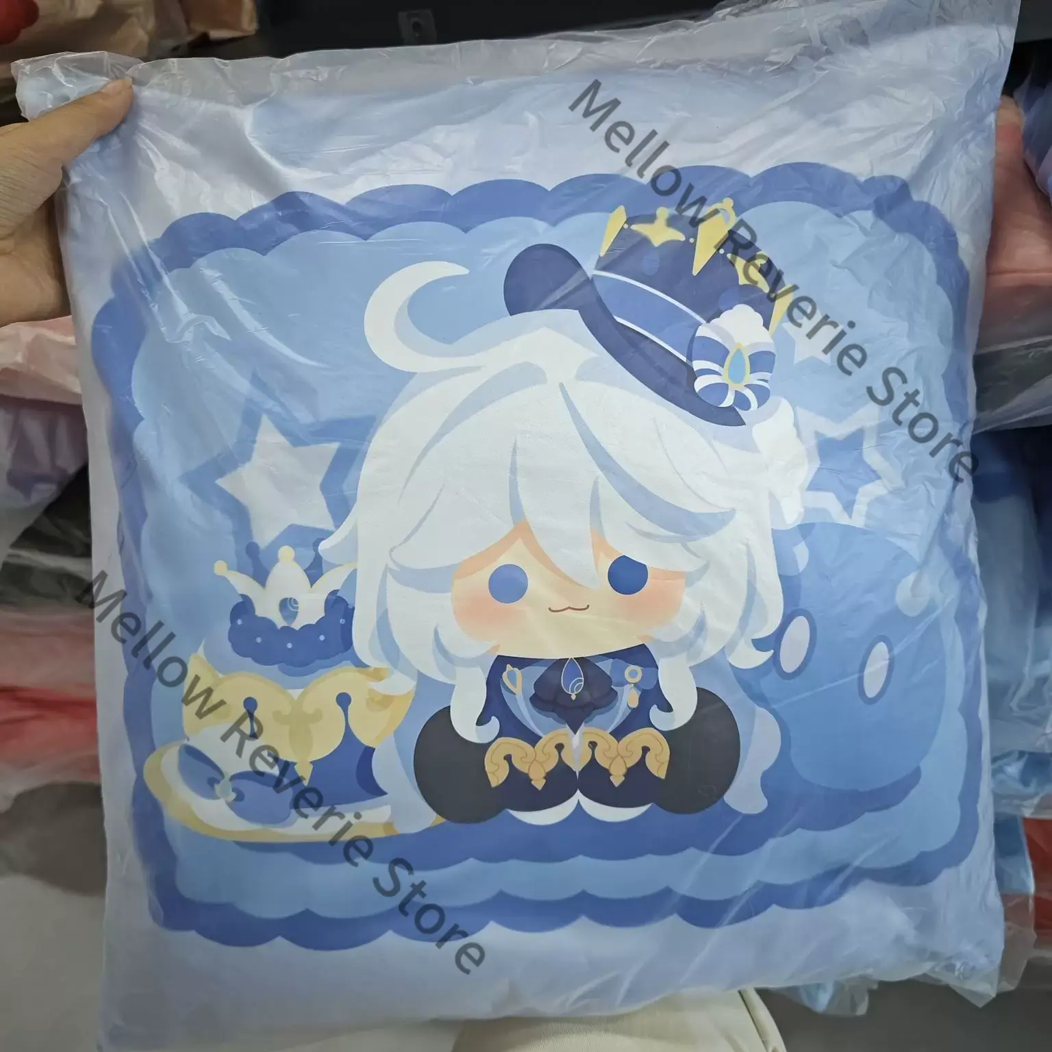 Genshin Impact Furina Scaramou - Throw Pillow recensie en prijs